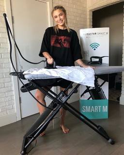 Natalya Rudova feet photo thumbnail