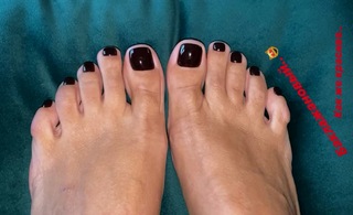 Natalya Rudova feet photo thumbnail