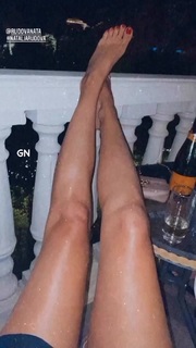 Natalya Rudova feet photo thumbnail