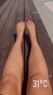 Natalya Rudova feet photo thumbnail