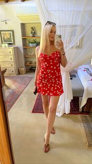 Natalya Rudova feet photo thumbnail