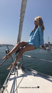 Natalya Rudova feet photo thumbnail