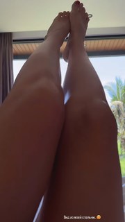 Natalya Rudova feet photo thumbnail