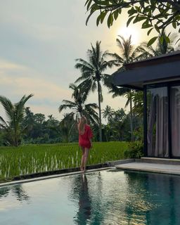 Natalya Rudova feet photo thumbnail