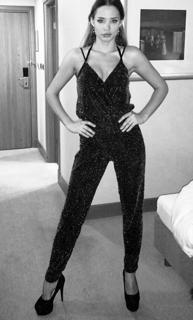 Natasa Savija feet photo thumbnail