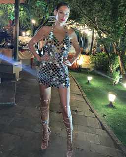 Natasa Savija feet photo thumbnail