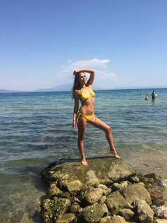 Natasa Savija feet photo thumbnail