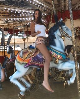 Natasa Savija feet photo thumbnail