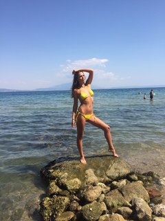 Natasa Savija feet photo thumbnail