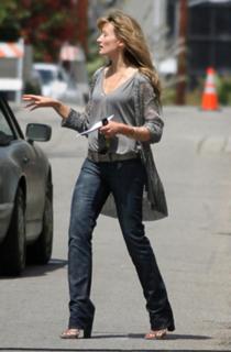 Natascha McElhone feet photo thumbnail