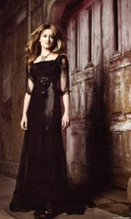 Natascha McElhone feet photo thumbnail