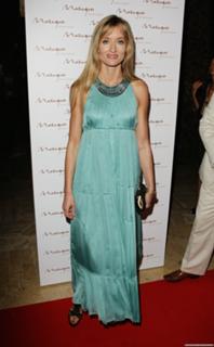 Natascha McElhone feet photo thumbnail