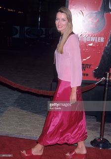 Natascha McElhone feet photo thumbnail