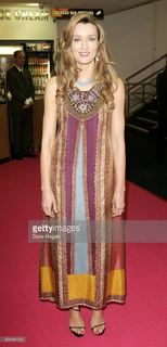 Natascha McElhone feet photo thumbnail