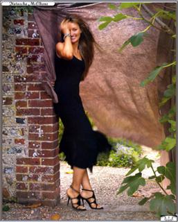 Natascha McElhone feet photo thumbnail