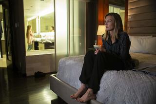Natascha McElhone feet photo thumbnail