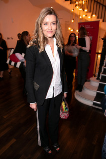 Natascha McElhone feet photo thumbnail