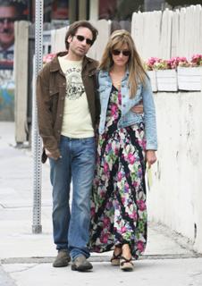 Natascha McElhone feet photo thumbnail