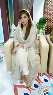 Natasha Ali feet photo 17