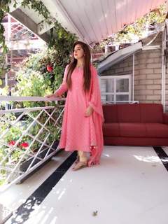 Natasha Ali feet photo 8