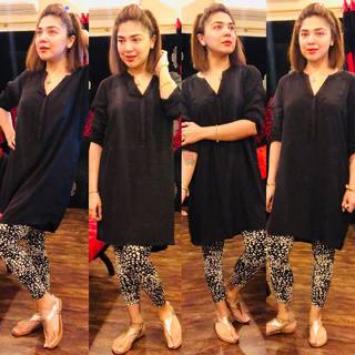 Natasha Ali feet photo 10