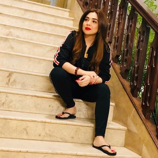 Natasha Ali feet photo 12