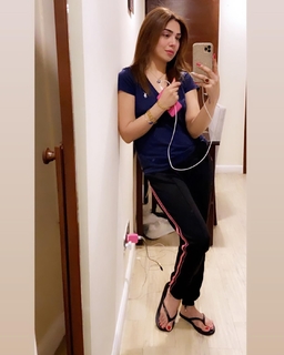 Natasha Ali feet photo 4