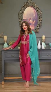 Natasha Ali feet photo 3