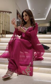 Natasha Ali feet photo 18