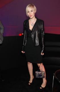 Natasha Bedingfield feet photo thumbnail