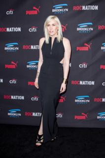 Natasha Bedingfield feet photo thumbnail