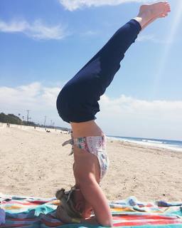 Natasha Bedingfield feet photo thumbnail