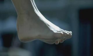 Natasha Bedingfield feet photo thumbnail