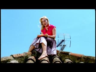 Natasha Bedingfield feet photo thumbnail