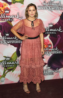 Natasha Bure feet photo 20