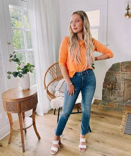 Natasha Bure feet photo 18