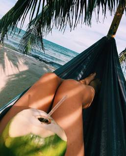 Natasha Calis feet photo 14