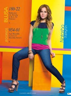 Natasha Dupeyrón feet photo thumbnail