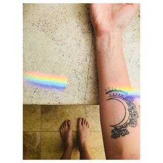 Natasha Dupeyrón feet photo thumbnail