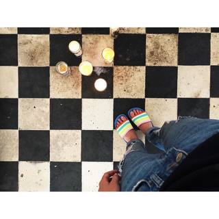 Natasha Dupeyrón feet photo thumbnail