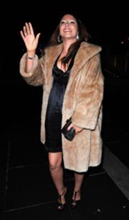 Natasha Hamilton feet photo thumbnail
