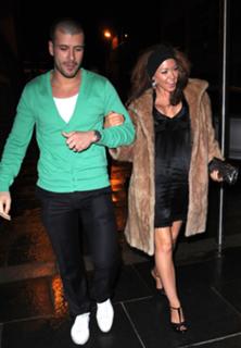 Natasha Hamilton feet photo thumbnail