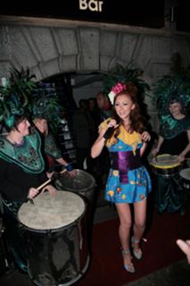 Natasha Hamilton feet photo thumbnail