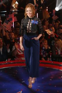 Natasha Hamilton feet photo thumbnail