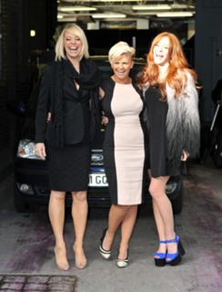 Natasha Hamilton feet photo thumbnail