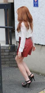 Natasha Hamilton feet photo thumbnail