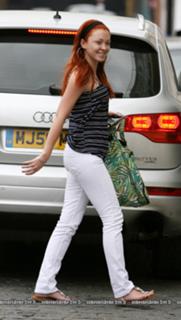 Natasha Hamilton feet photo thumbnail