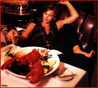 Natasha Henstridge feet photo thumbnail