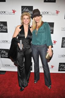 Natasha Henstridge feet photo thumbnail