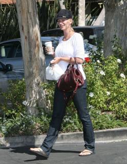 Natasha Henstridge feet photo thumbnail